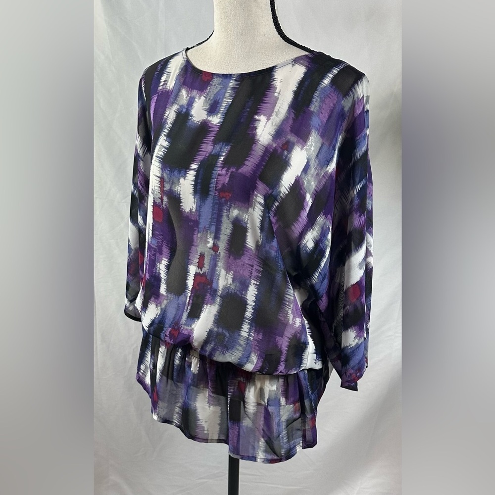 ๐ CHICO'S Purple Print Chiffon Blouson Top ๐ - Picture 8 of 11